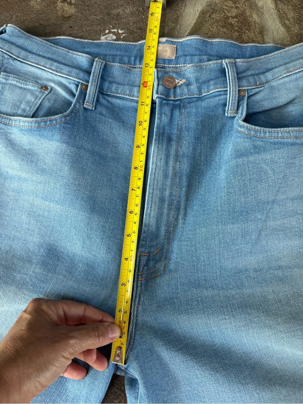 MOTHER Denim The Rambler Zip Ankle Jeans in Going Dutch 34 - Picture 9 of 10